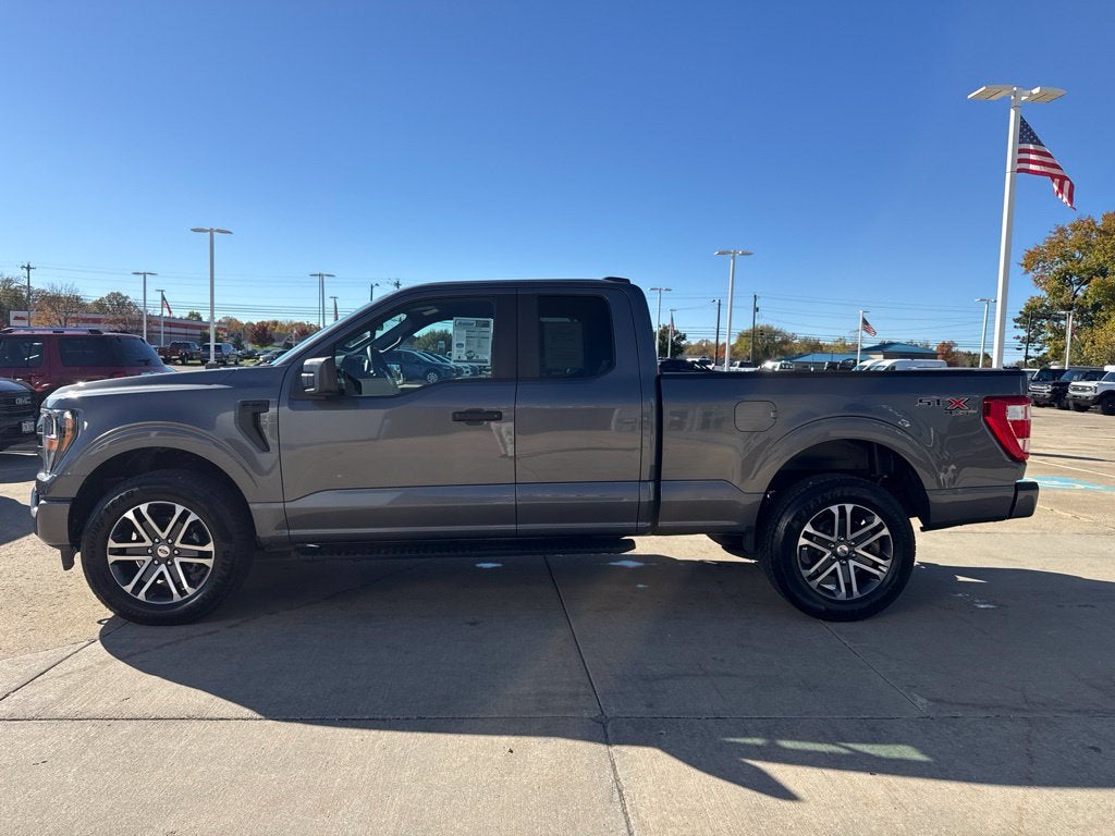 2023 Ford F-150 XL STX