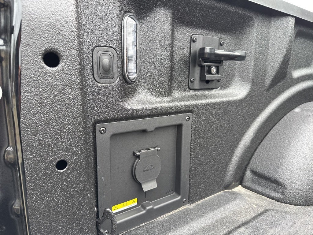 2023 Ford F-150 Lariat Sport