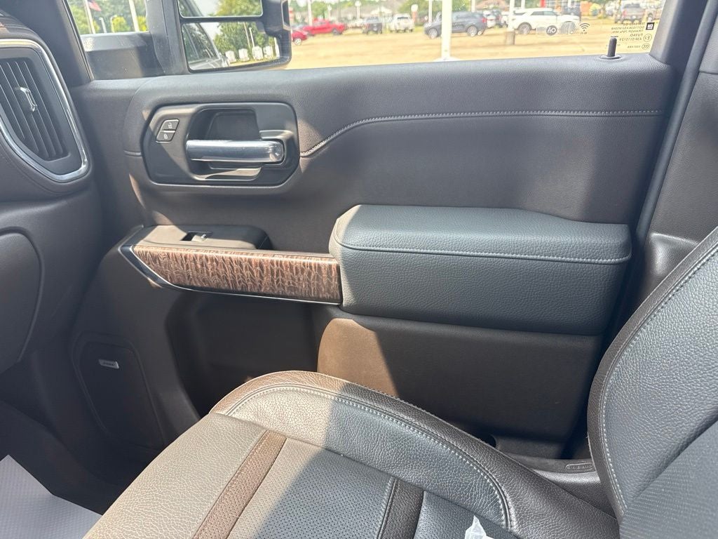 2023 GMC Sierra 2500HD Denali