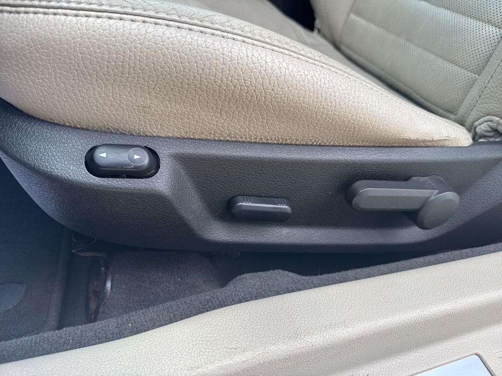 2011 Ford Mustang V6 Premium