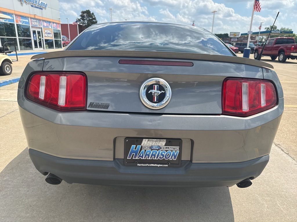 2011 Ford Mustang V6 Premium