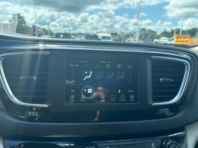 2018 Chrysler Pacifica L