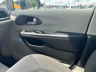 2018 Chrysler Pacifica L