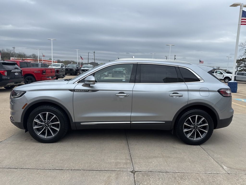 2022 Lincoln Nautilus Standard