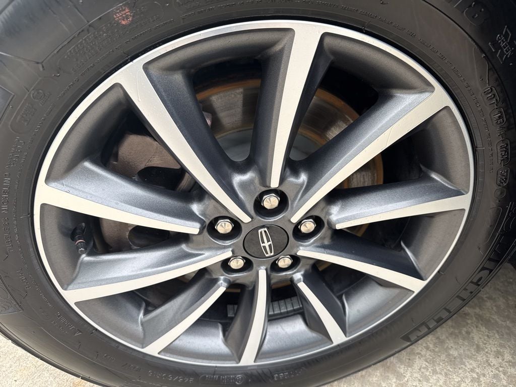 2022 Lincoln Nautilus Standard