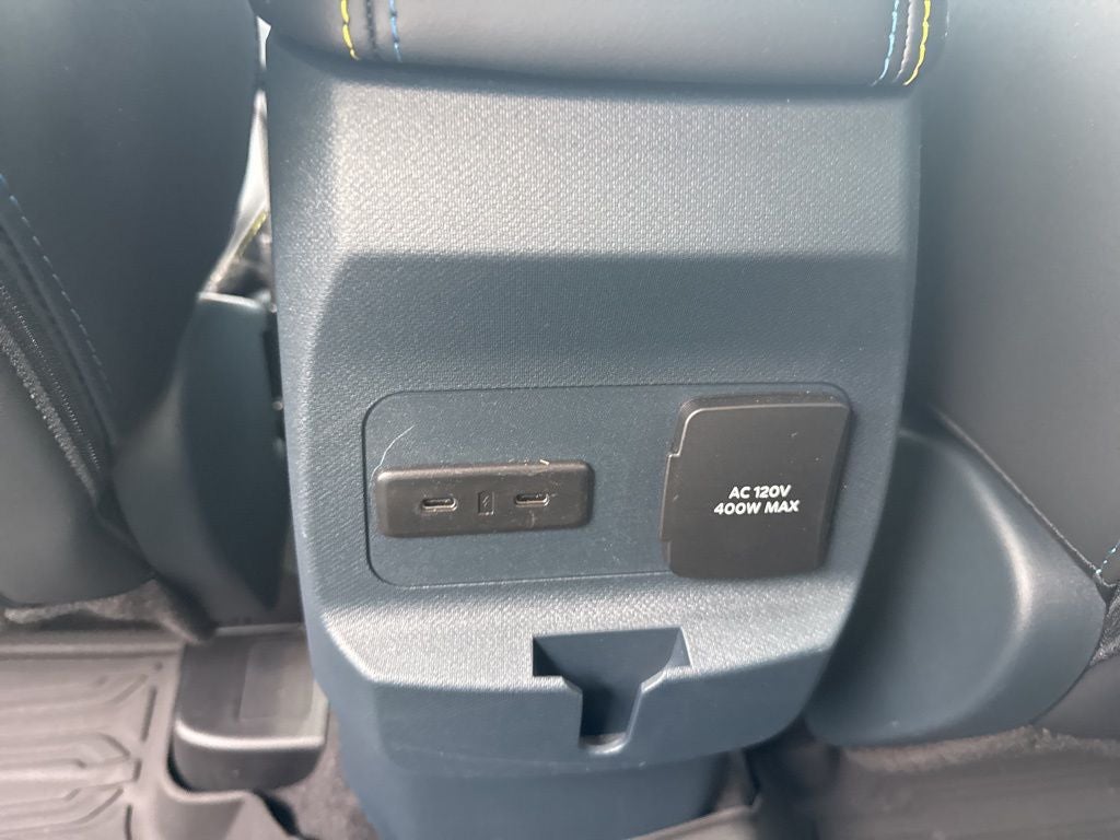 2025 Ford Maverick Lobo High