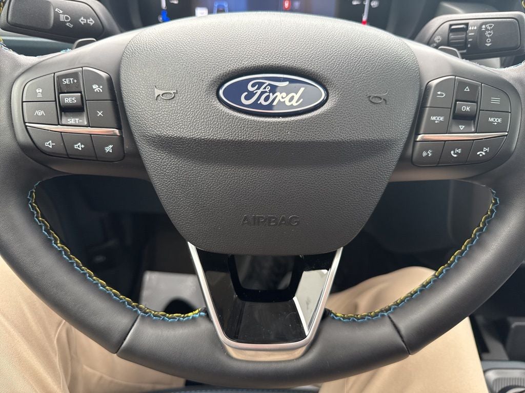 2025 Ford Maverick Lobo High