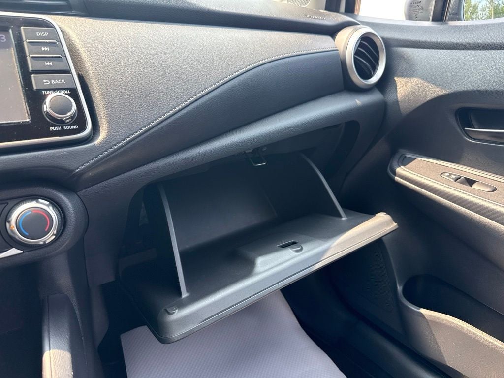 2023 Nissan Versa 1.6 S