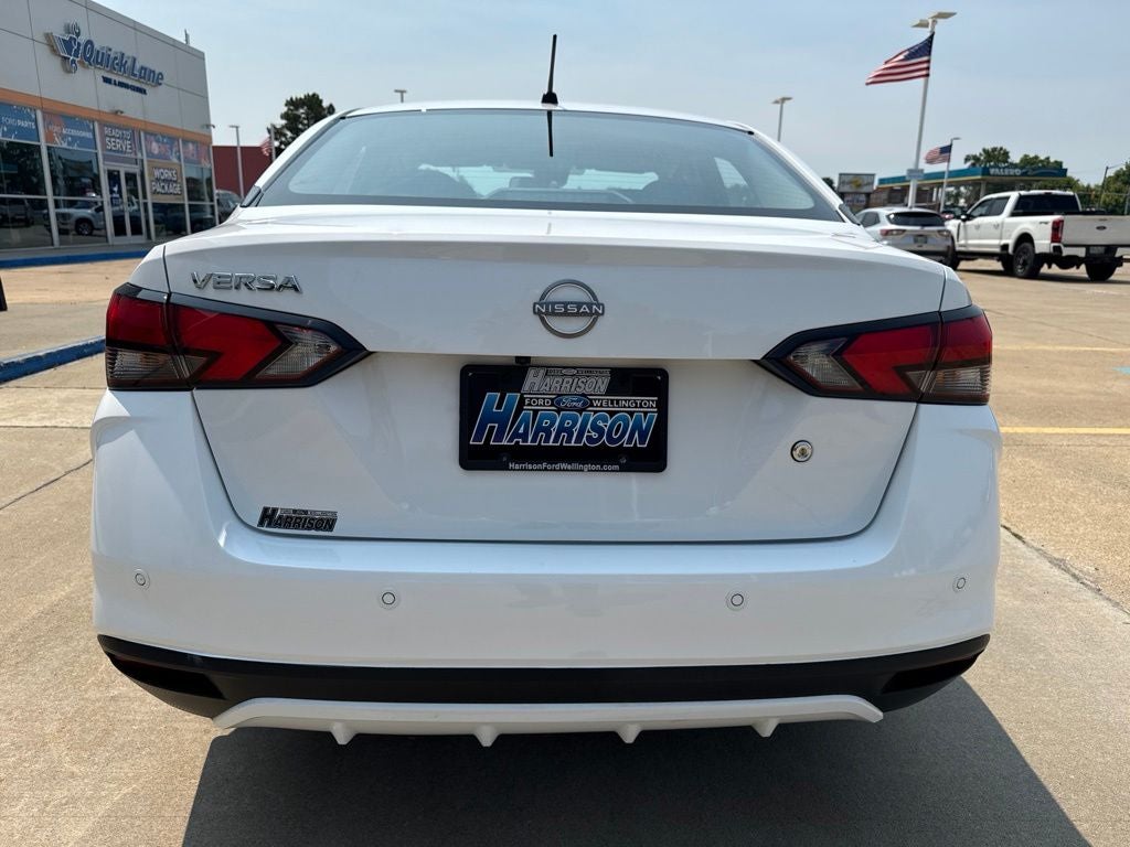 2023 Nissan Versa 1.6 S