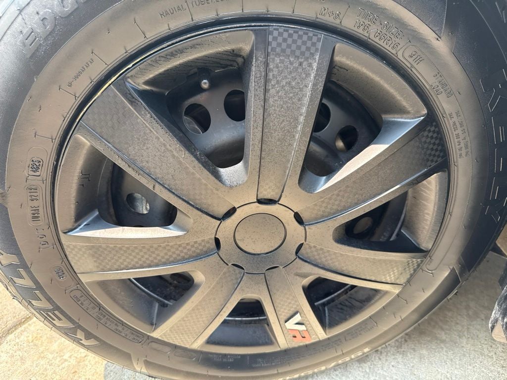 2023 Nissan Versa 1.6 S