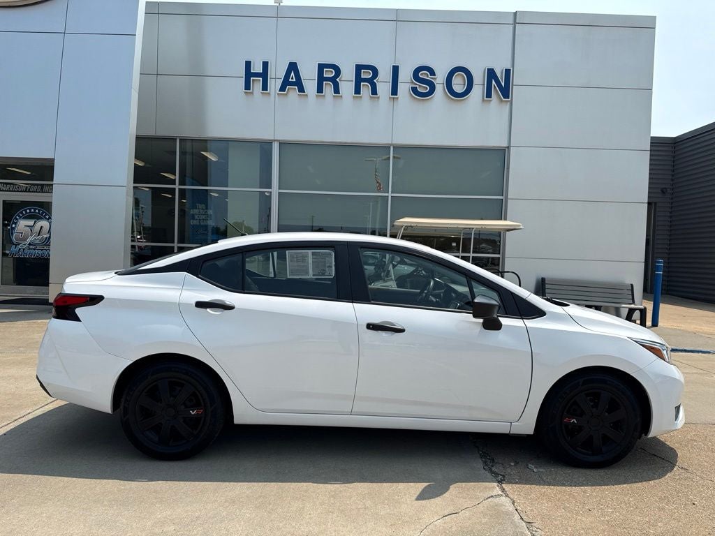 2023 Nissan Versa 1.6 S
