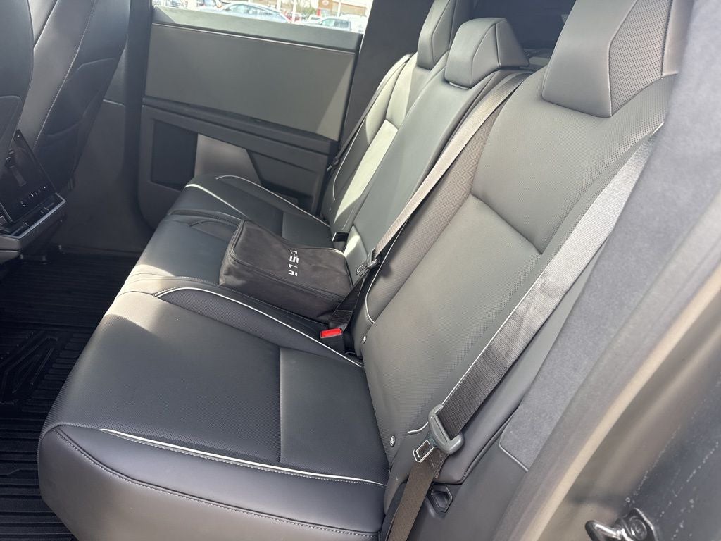 2025 Tesla Cybertruck Base