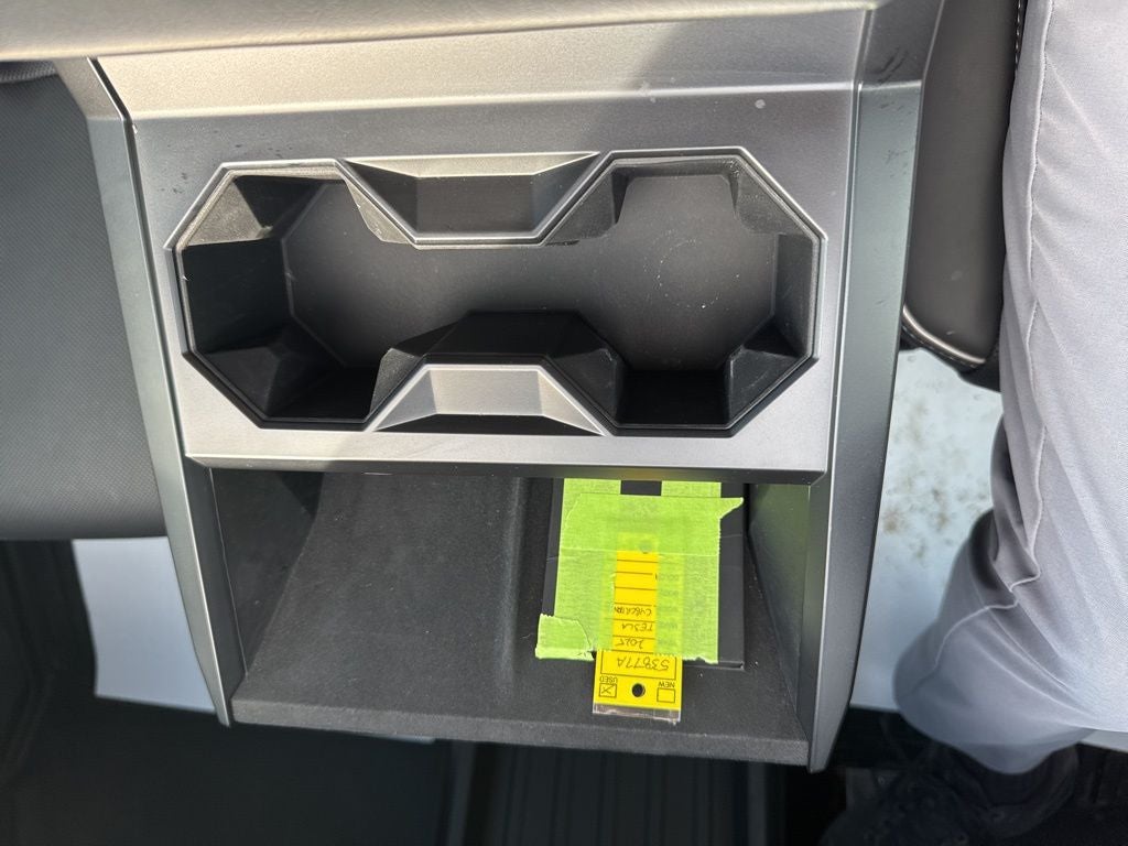 2025 Tesla Cybertruck Base