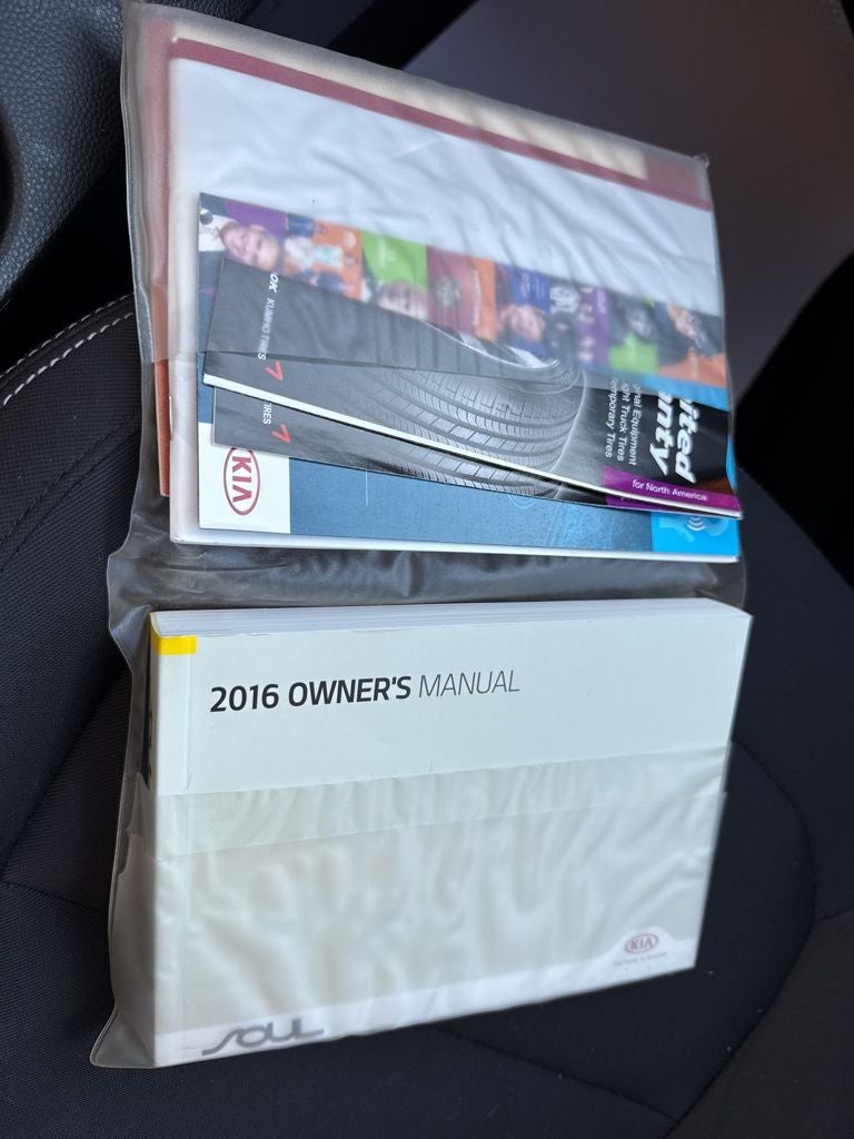 2016 Kia Soul Base