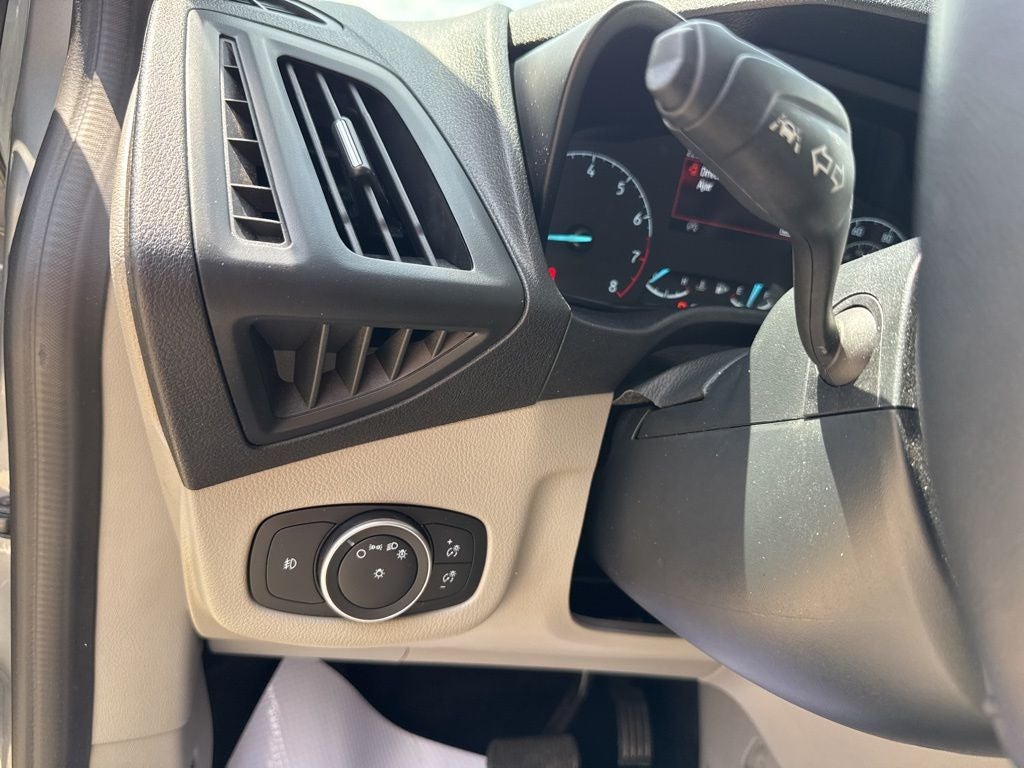 2022 Ford Transit Connect Titanium